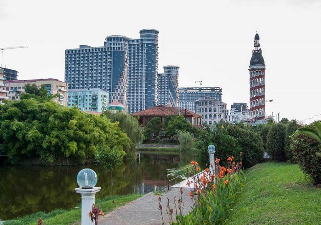 Apartment Orbi Sea Tower David Batumi Eksteriør bilde
