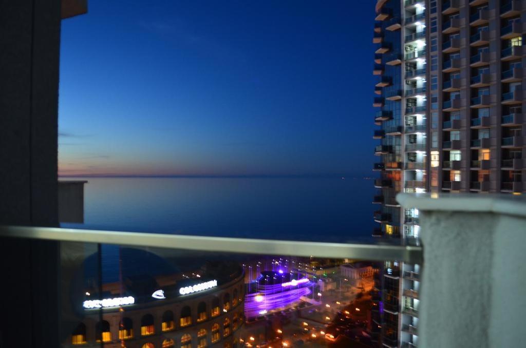 Apartment Orbi Sea Tower David Batumi Eksteriør bilde